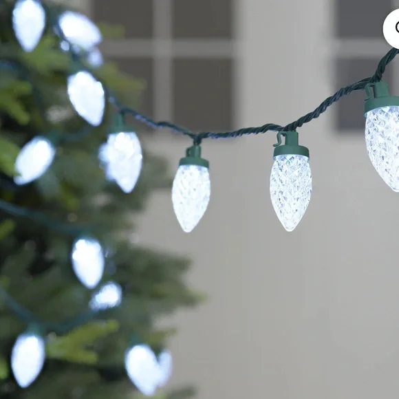 100 LED C9 String Lights 58’ - Picture 3 of 10